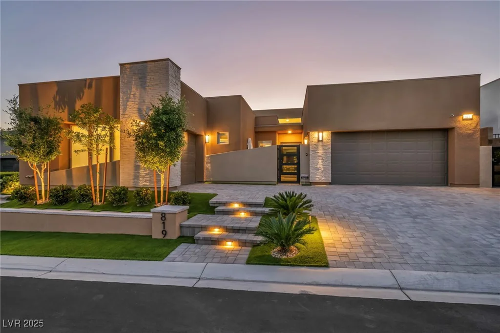 819 Bolide, Las Vegas, NV 89138