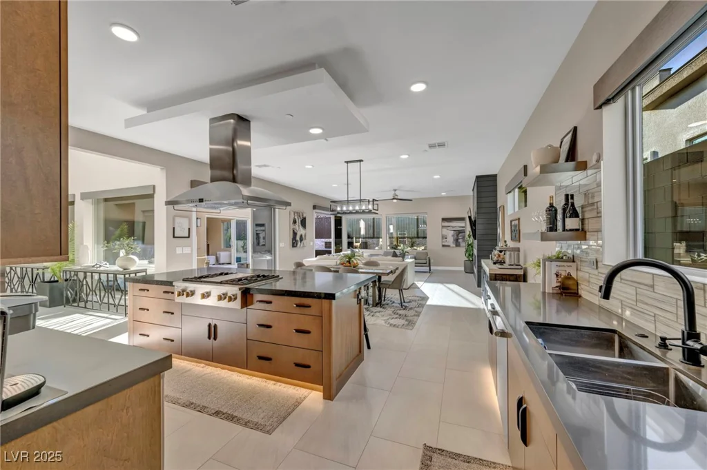 819 Bolide, Las Vegas, NV 89138