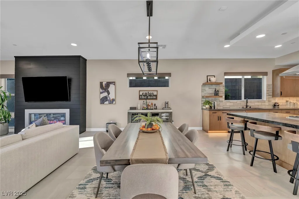 819 Bolide, Las Vegas, NV 89138