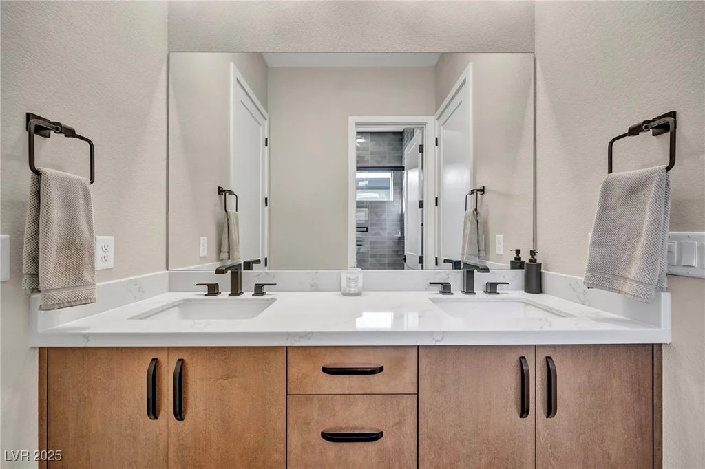 819 Bolide, Las Vegas, NV 89138