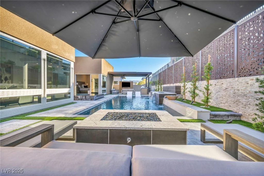 819 Bolide, Las Vegas, NV 89138