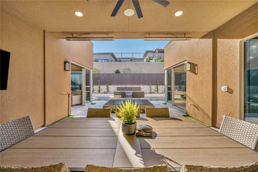 819 Bolide, Las Vegas, NV 89138