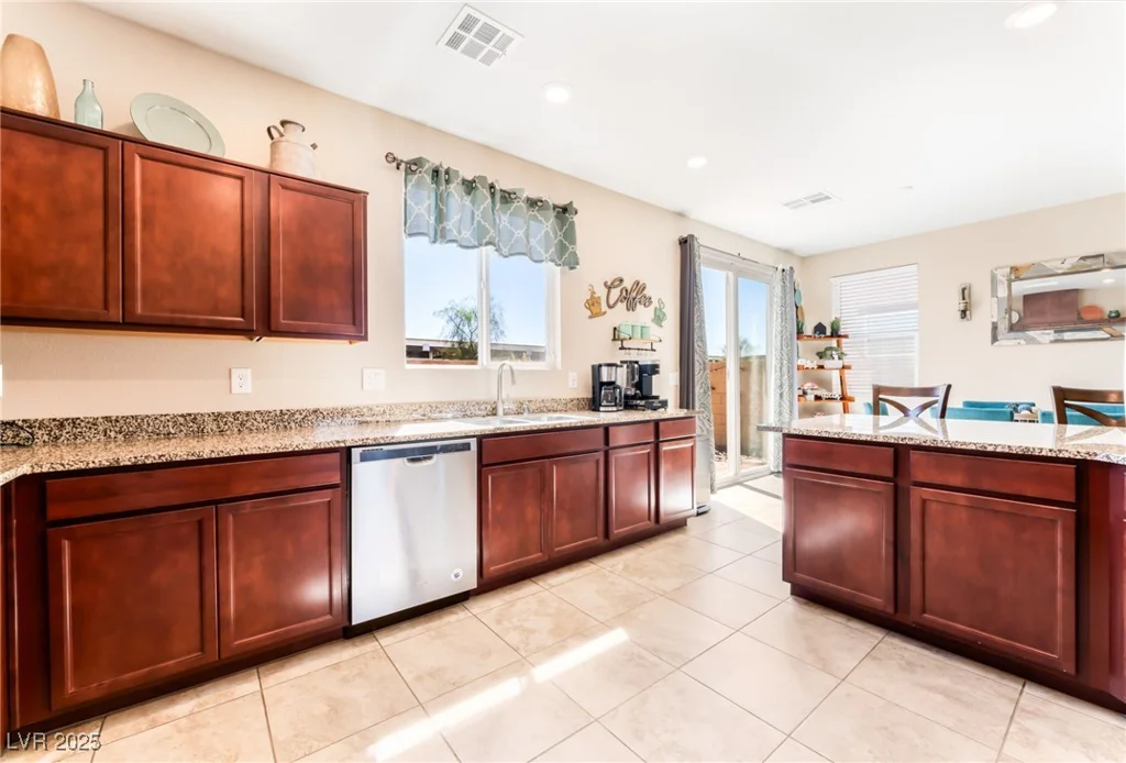 6650 Drusilla, North Las Vegas, NV 89084