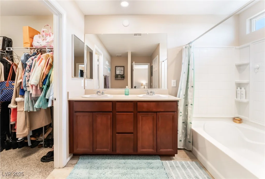 6650 Drusilla, North Las Vegas, NV 89084