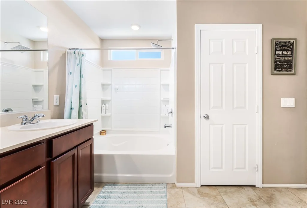 6650 Drusilla, North Las Vegas, NV 89084