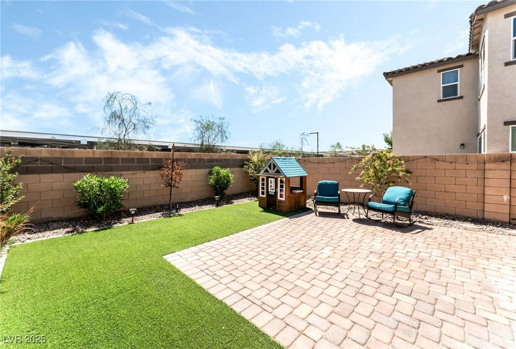 6650 Drusilla, North Las Vegas, NV 89084