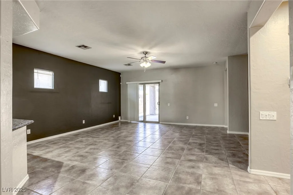 4124 Gliding Gulls, North Las Vegas, NV 89084