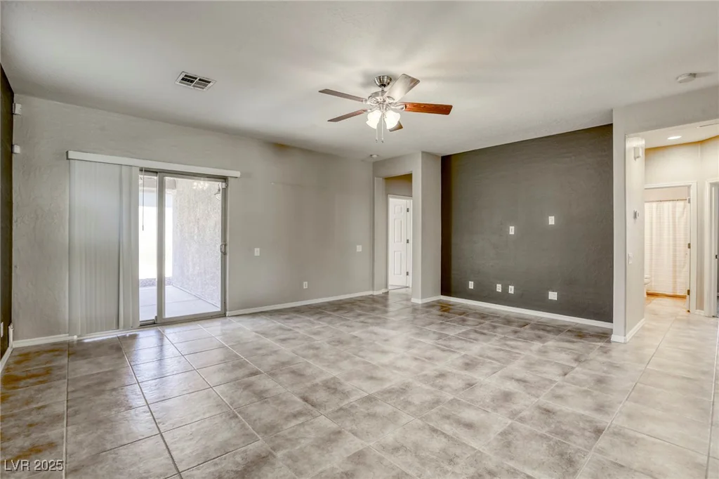 4124 Gliding Gulls, North Las Vegas, NV 89084
