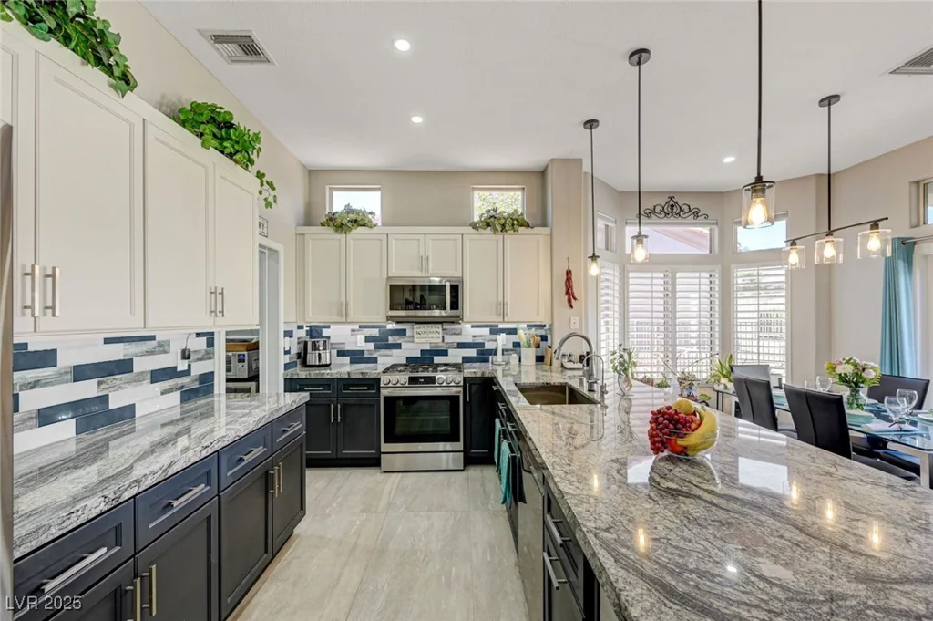 2625 Youngdale, Las Vegas, NV 89134