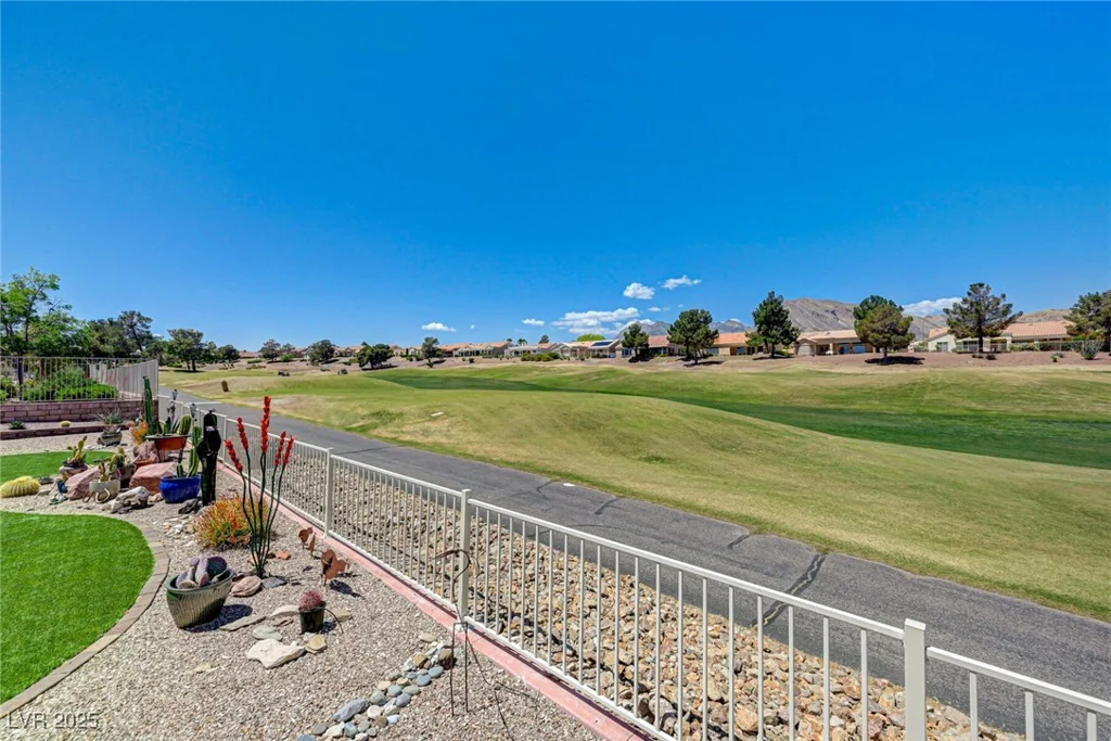 2625 Youngdale, Las Vegas, NV 89134