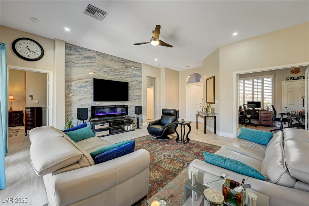 2625 Youngdale, Las Vegas, NV 89134