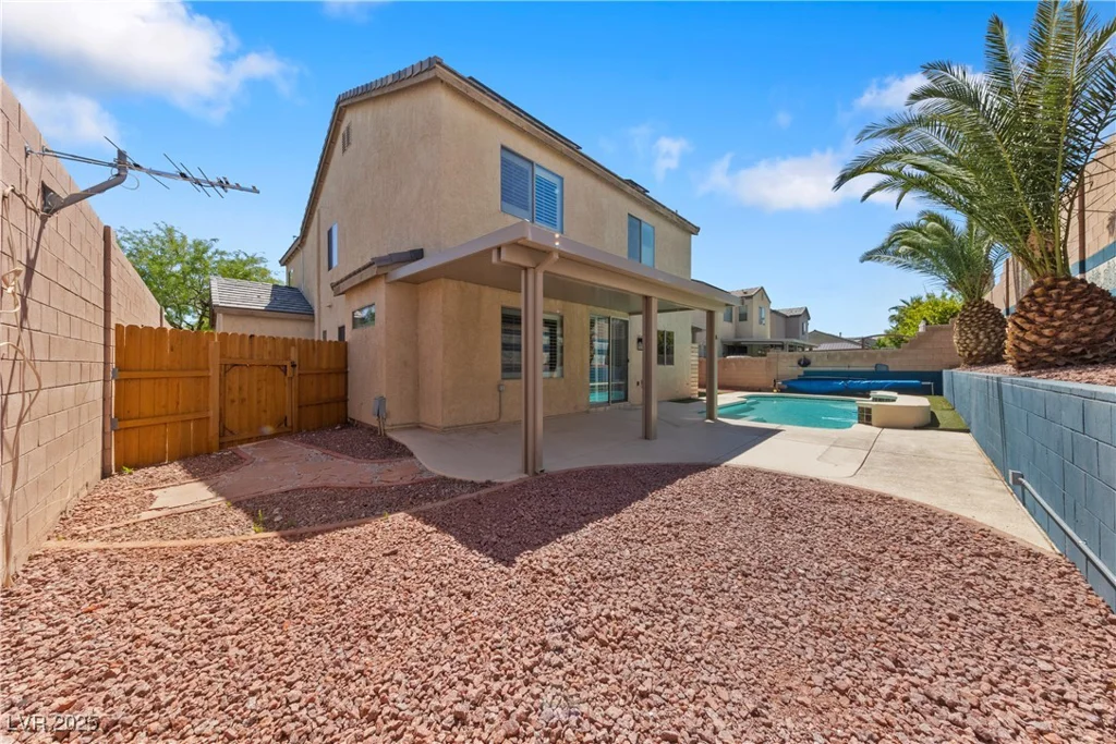8029 Chablis Bay, Las Vegas, NV 89131