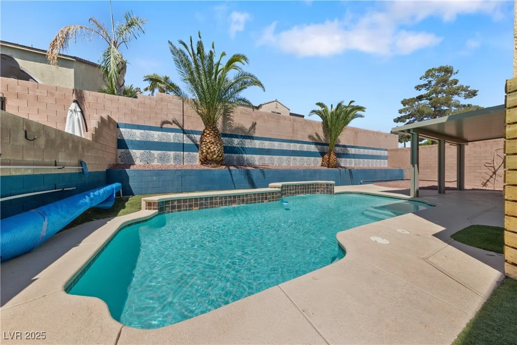 8029 Chablis Bay, Las Vegas, NV 89131