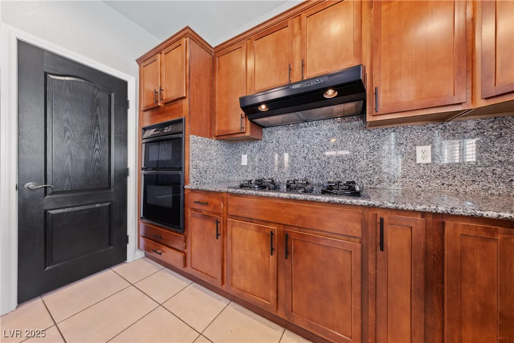 8029 Chablis Bay, Las Vegas, NV 89131