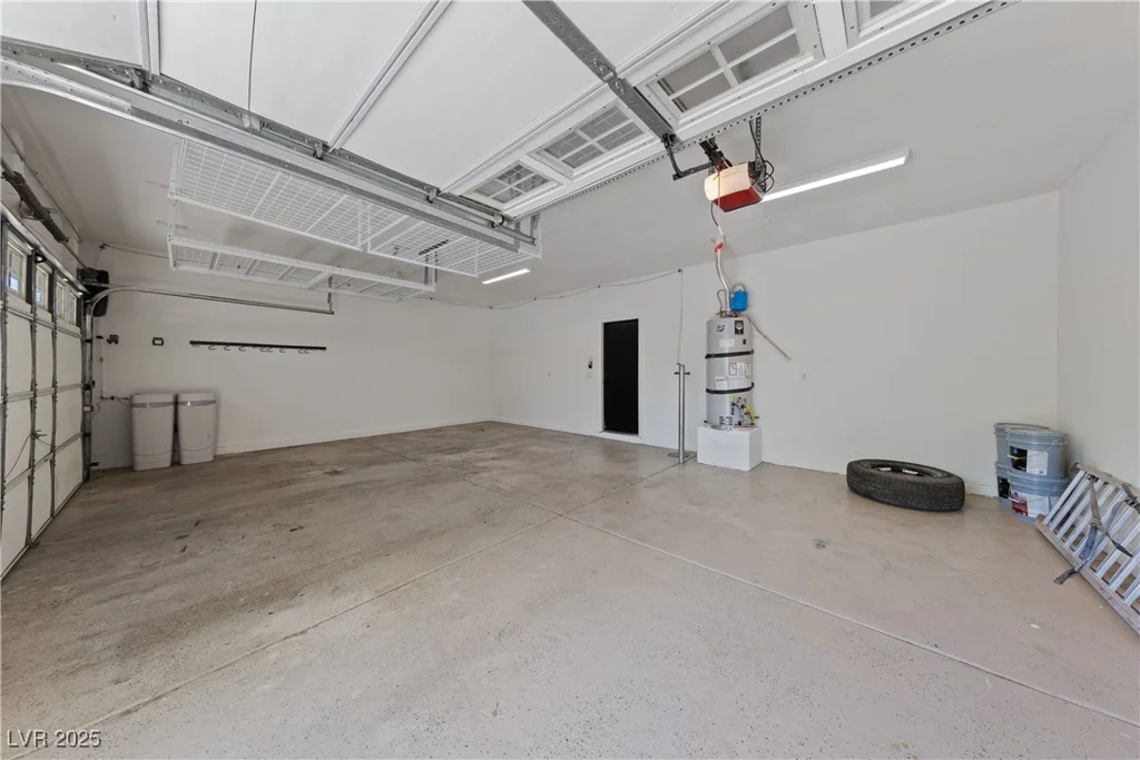 8029 Chablis Bay, Las Vegas, NV 89131