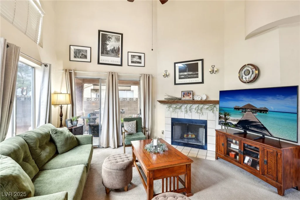 2809 Du Barry Manor, Las Vegas, NV 89108