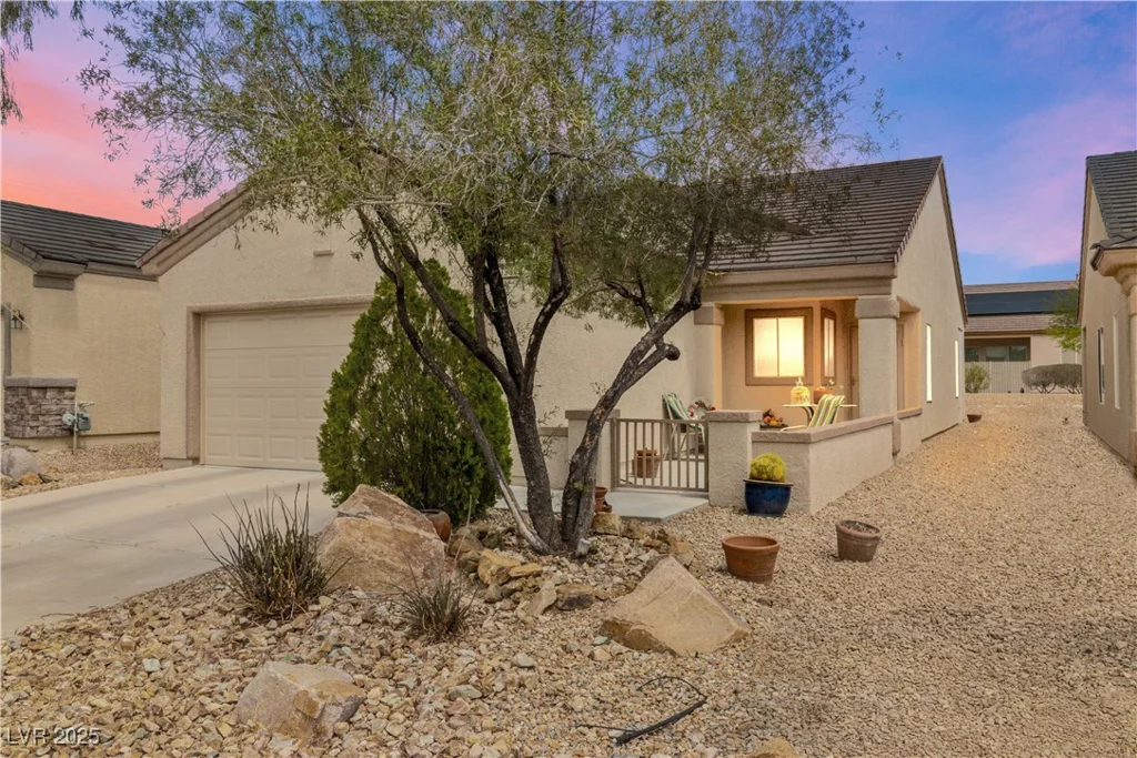7934 Kiskadee, North Las Vegas, NV 89084