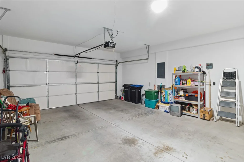 7934 Kiskadee, North Las Vegas, NV 89084