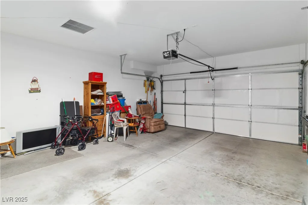 7934 Kiskadee, North Las Vegas, NV 89084