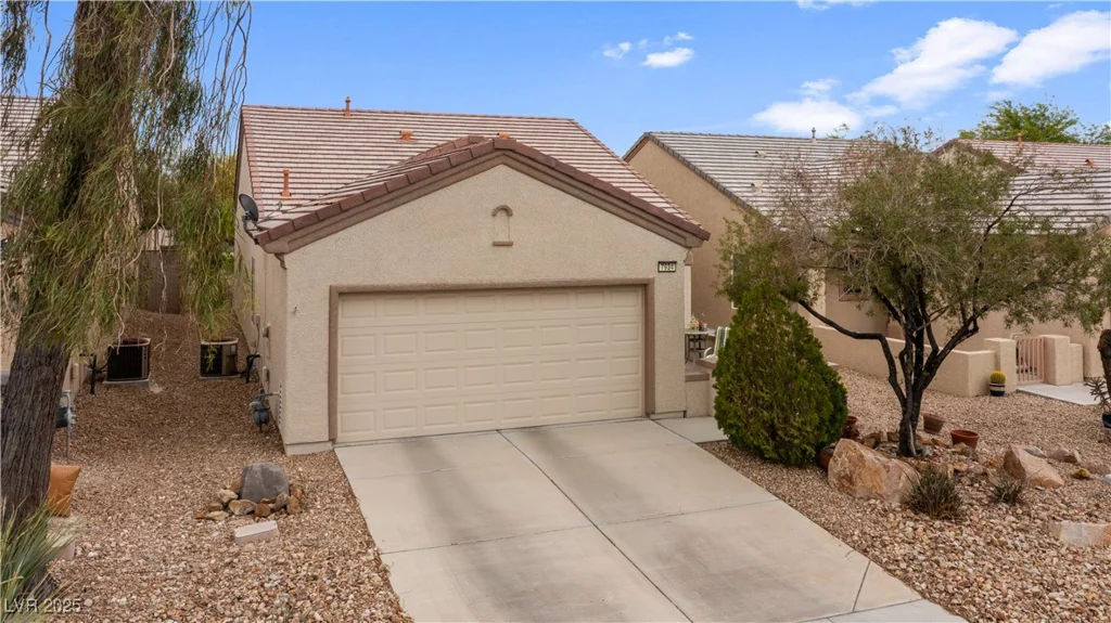 7934 Kiskadee, North Las Vegas, NV 89084