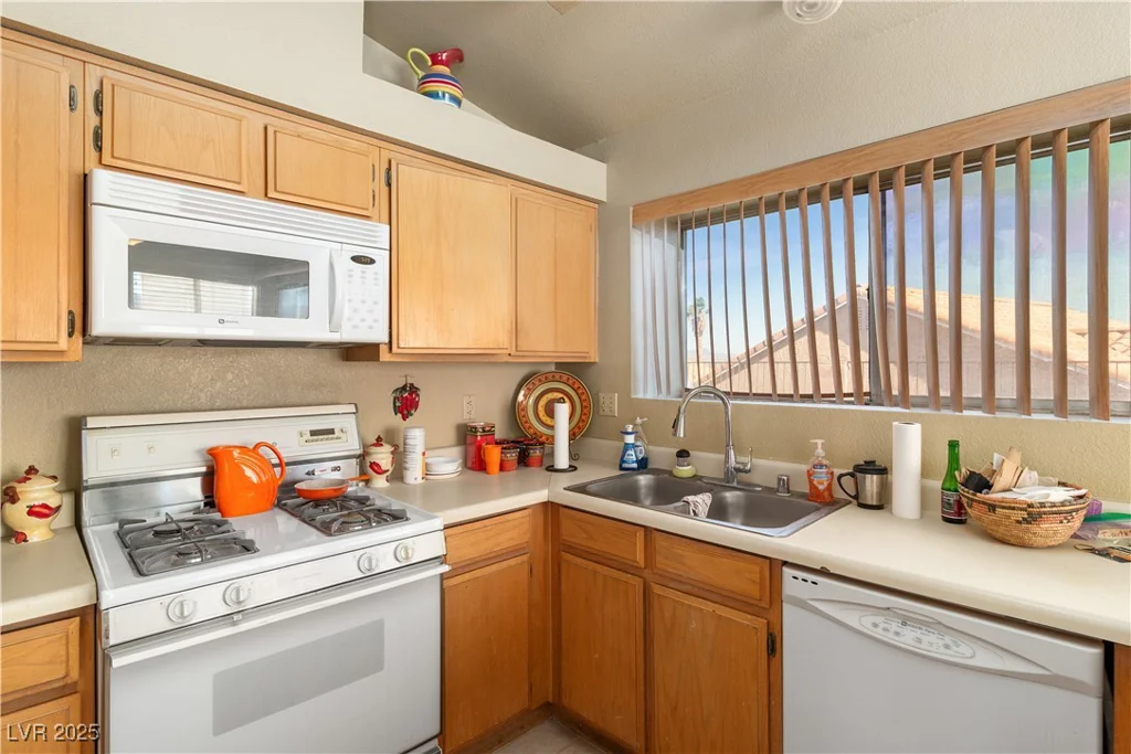 2285 Carved Canyon, Laughlin, NV 89029