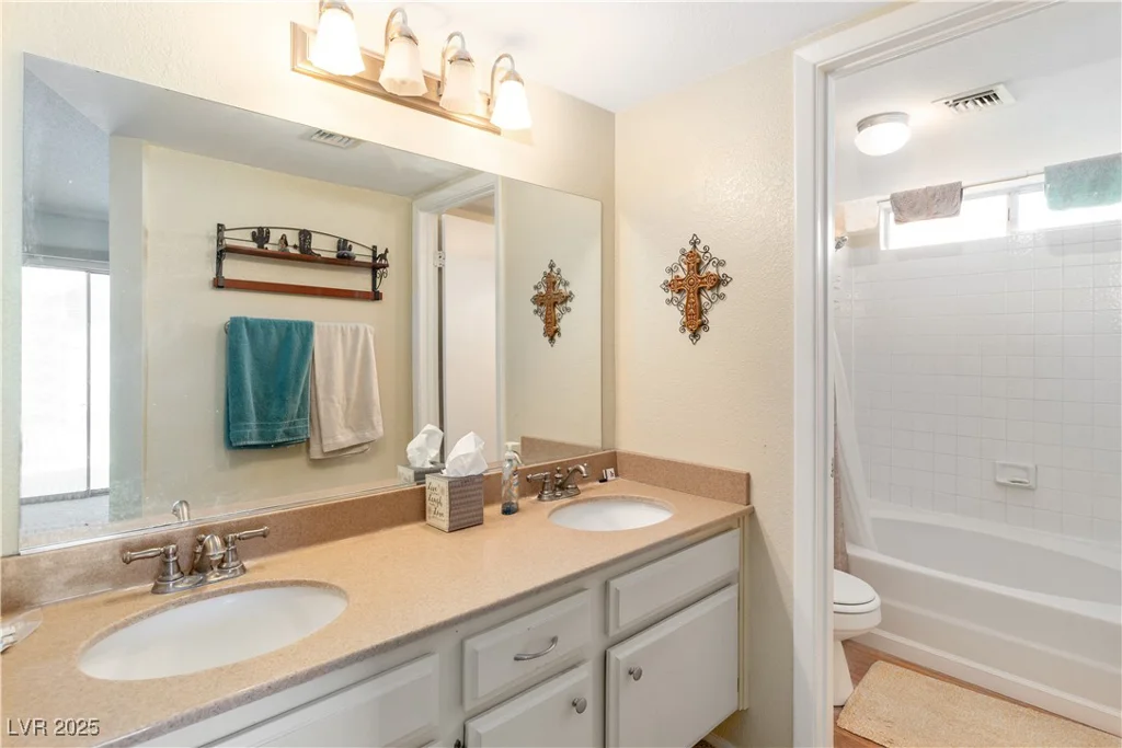 2285 Carved Canyon, Laughlin, NV 89029