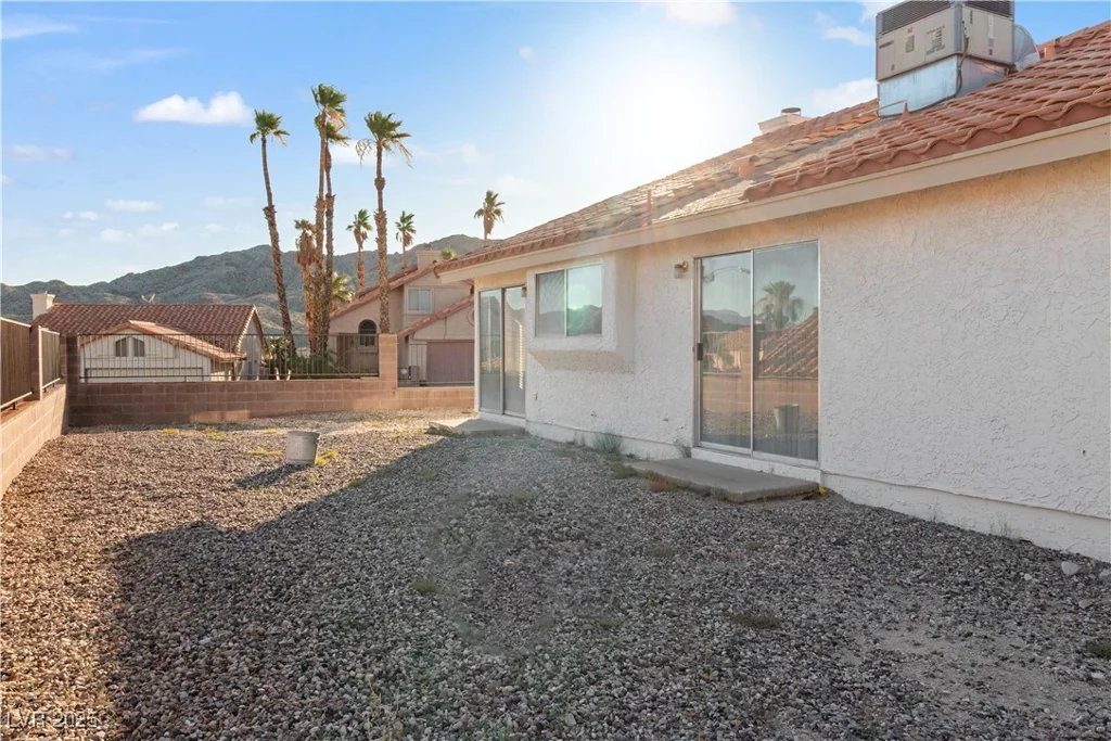 2285 Carved Canyon, Laughlin, NV 89029