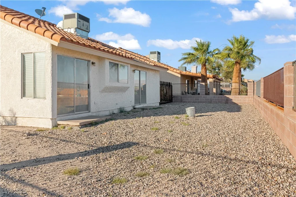 2285 Carved Canyon, Laughlin, NV 89029