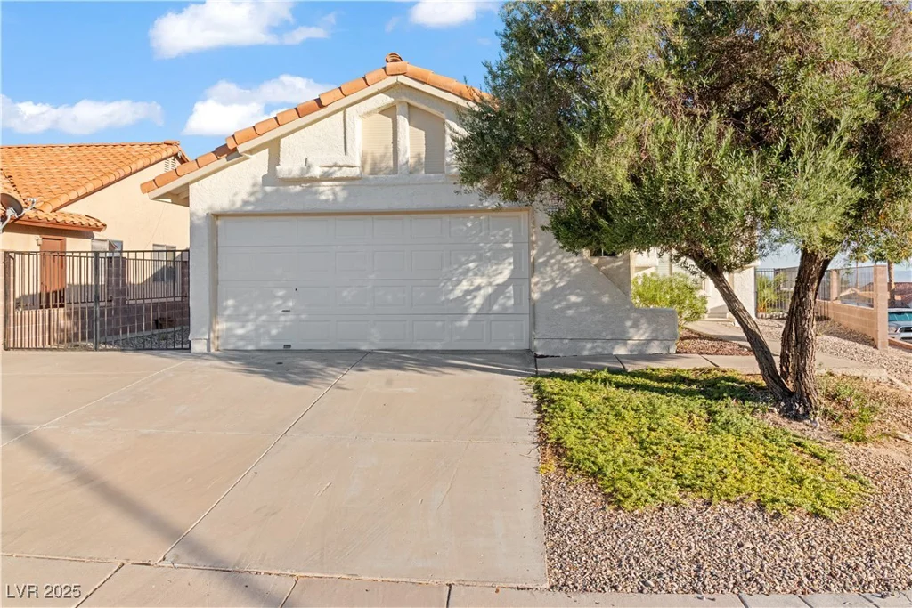 2285 Carved Canyon, Laughlin, NV 89029