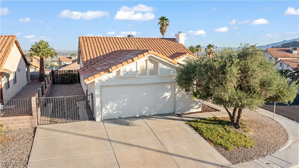 2285 Carved Canyon, Laughlin, NV 89029