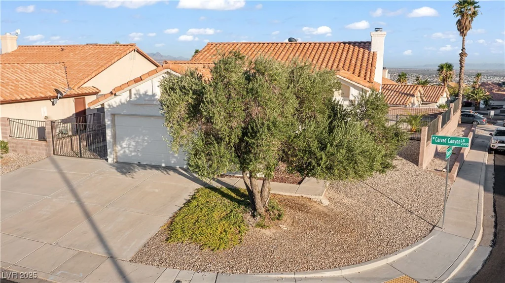 2285 Carved Canyon, Laughlin, NV 89029