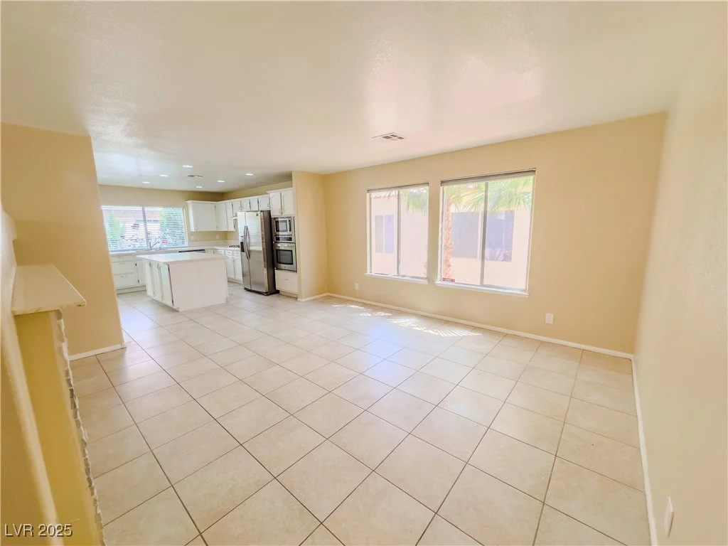 7840 Millhopper, Las Vegas, NV 89128