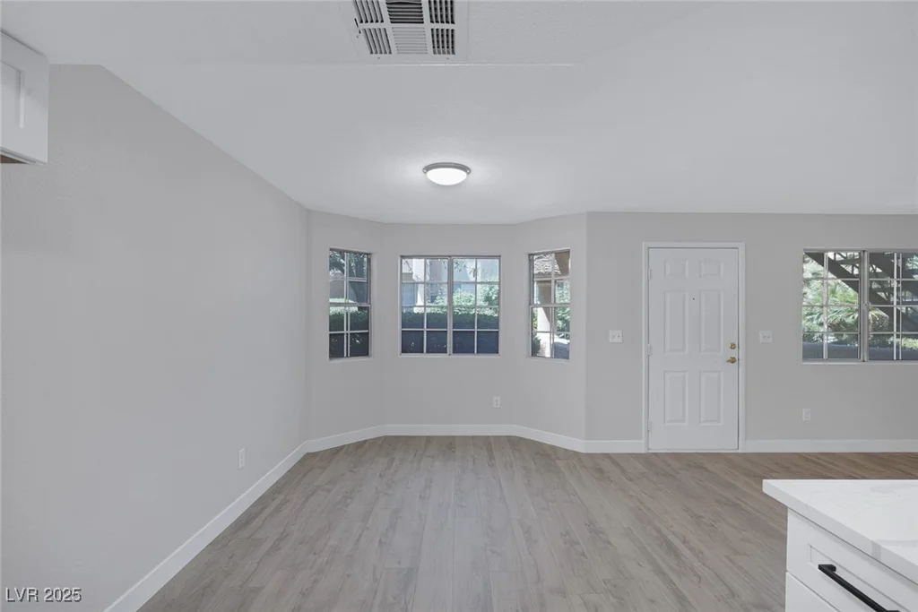 8410 Eldora, Las Vegas, NV 89117