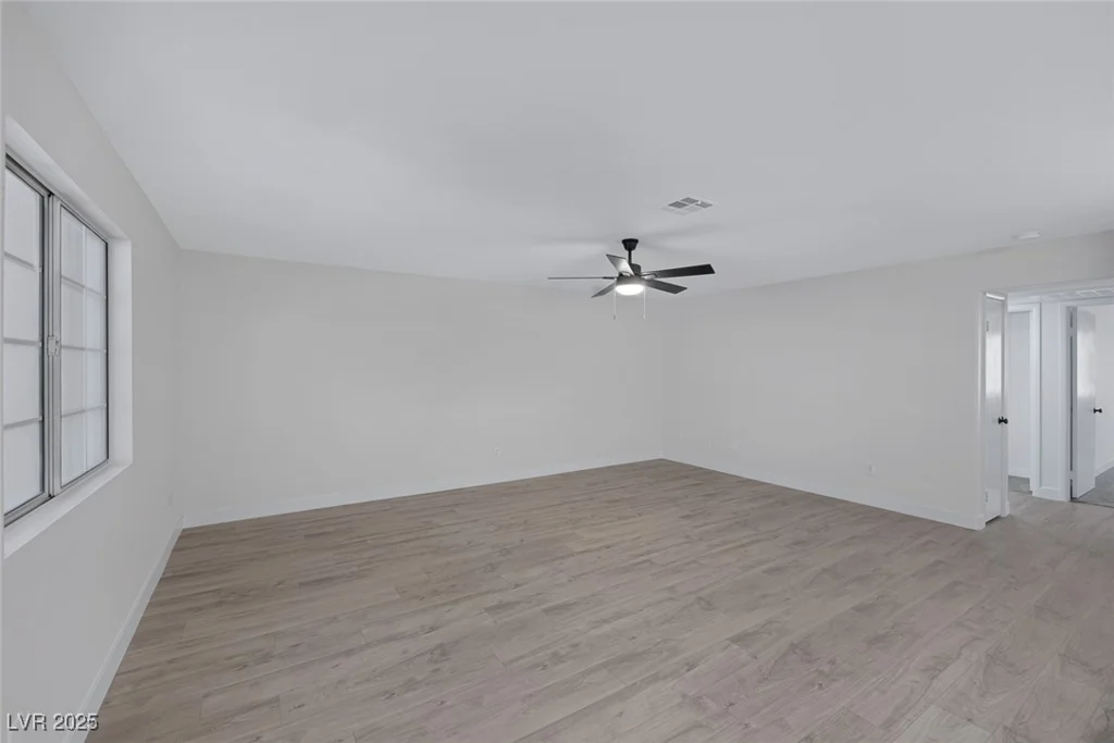8410 Eldora, Las Vegas, NV 89117