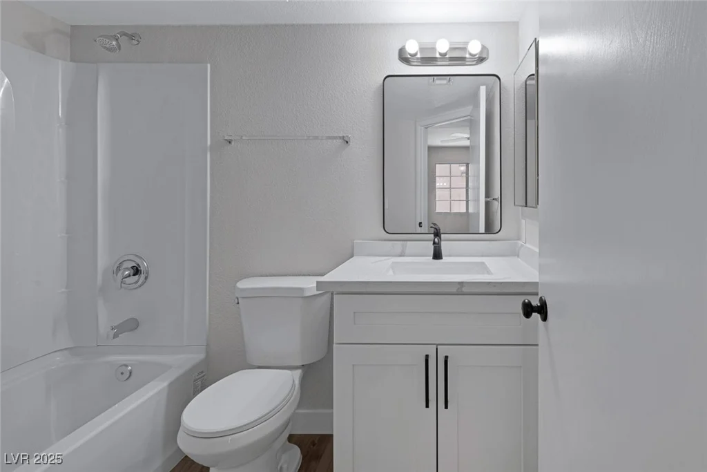 8410 Eldora, Las Vegas, NV 89117