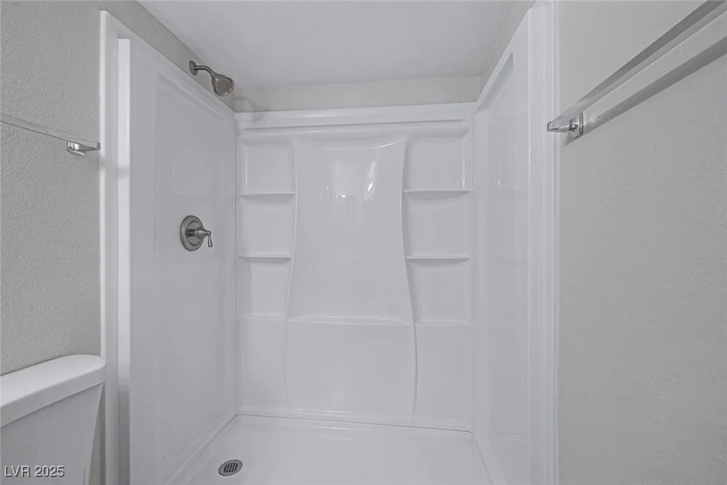 8410 Eldora, Las Vegas, NV 89117