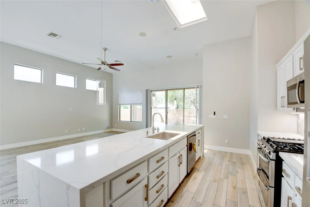 4 Chatmoss, Henderson, NV 89052