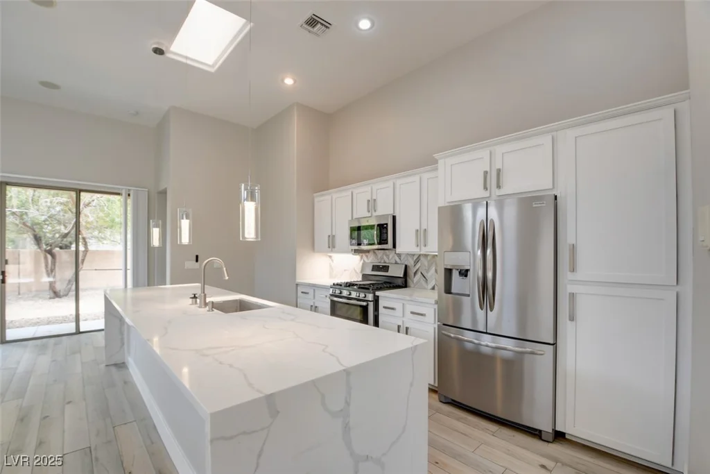 4 Chatmoss, Henderson, NV 89052