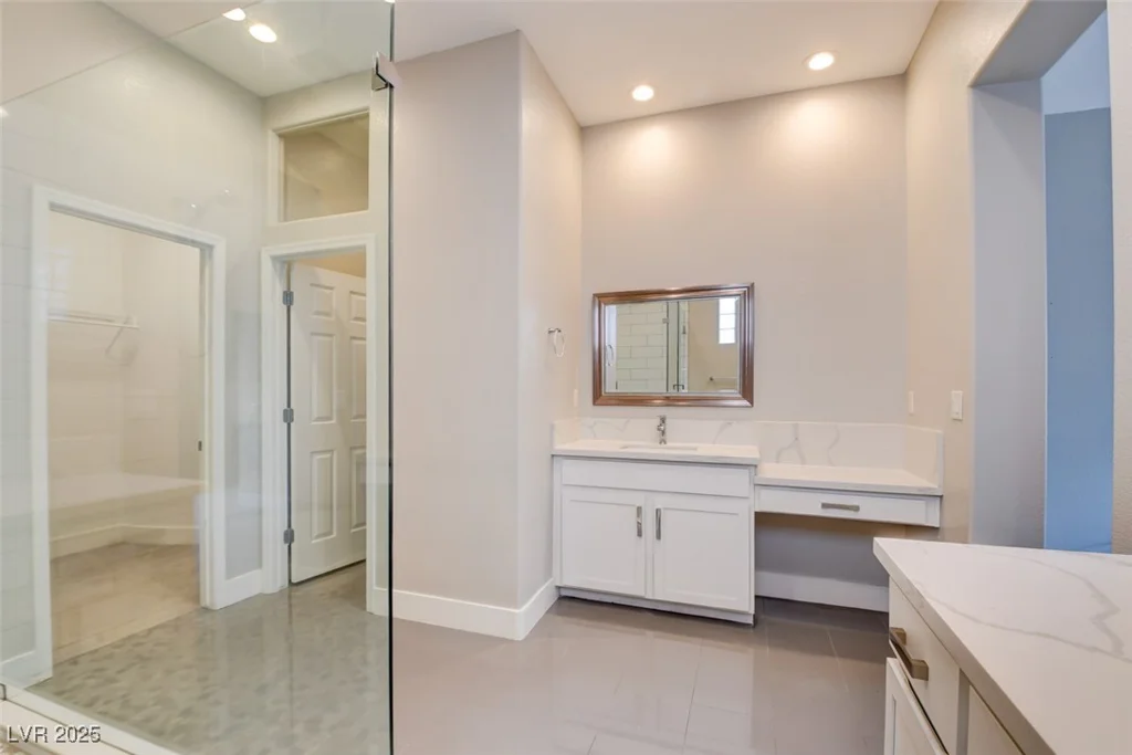 4 Chatmoss, Henderson, NV 89052