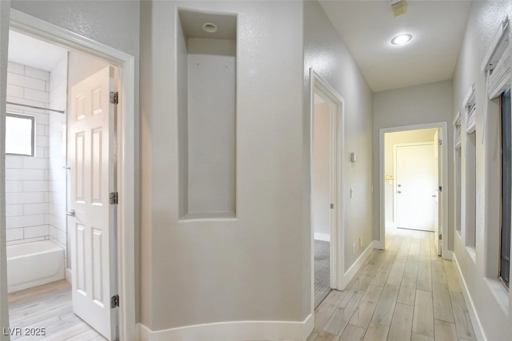 4 Chatmoss, Henderson, NV 89052