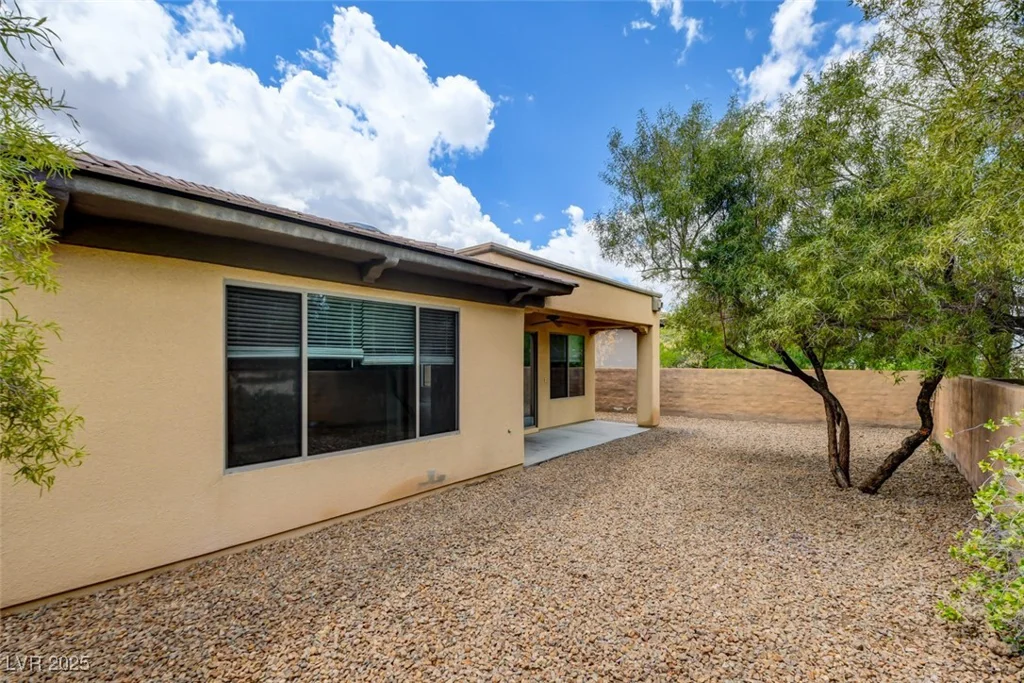 4 Chatmoss, Henderson, NV 89052