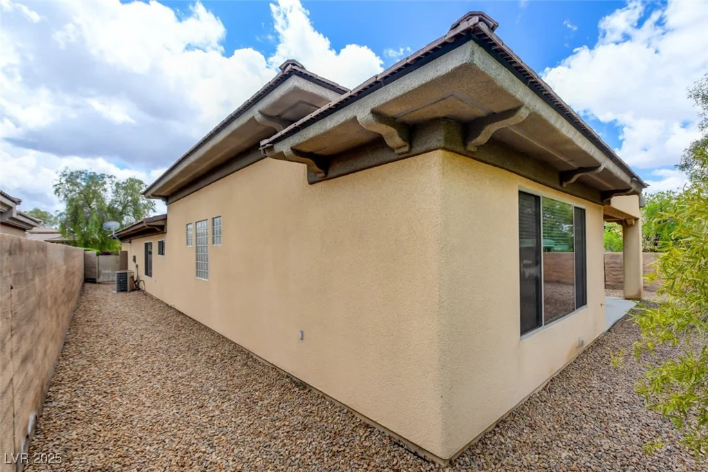 4 Chatmoss, Henderson, NV 89052