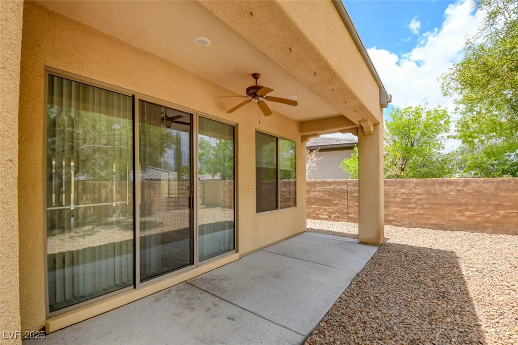 4 Chatmoss, Henderson, NV 89052