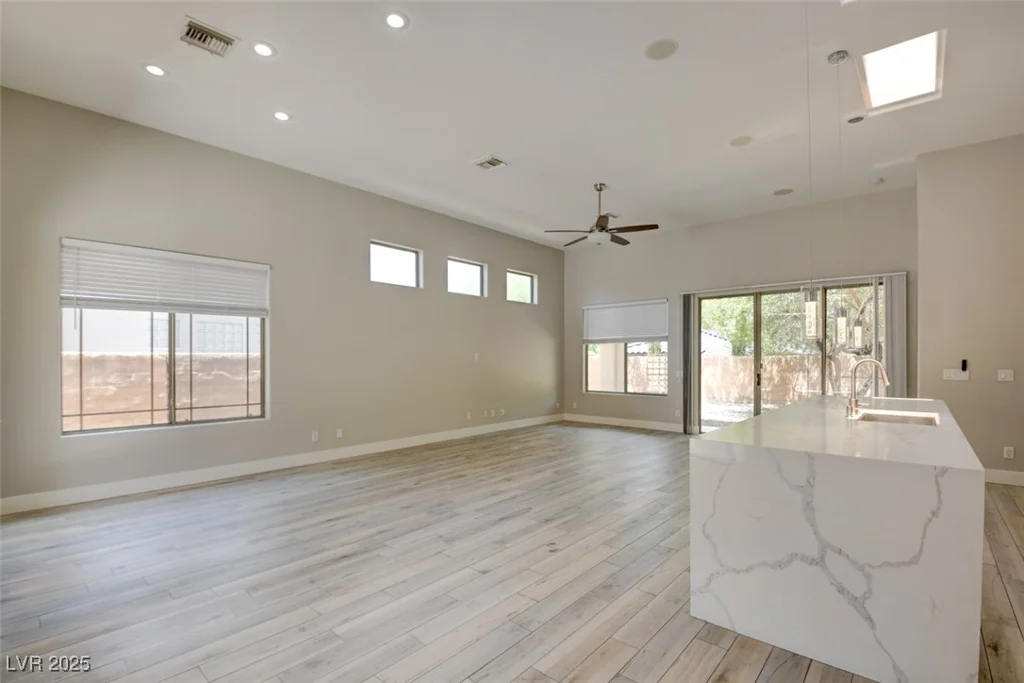 4 Chatmoss, Henderson, NV 89052