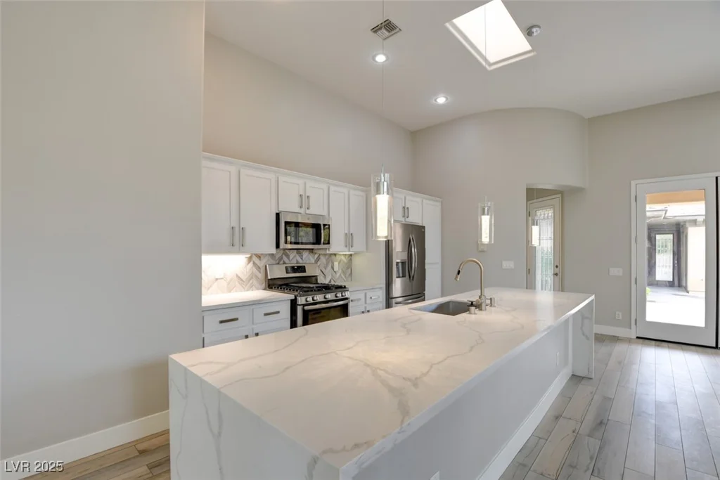 4 Chatmoss, Henderson, NV 89052