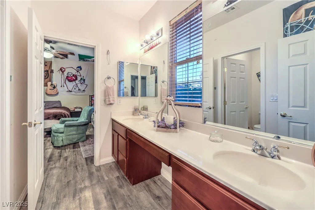 9805 Turtle Walk, Las Vegas, NV 89149