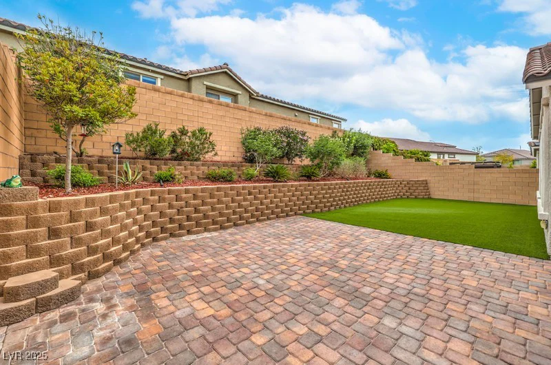 8257 Skye Peak, Las Vegas, NV 89166