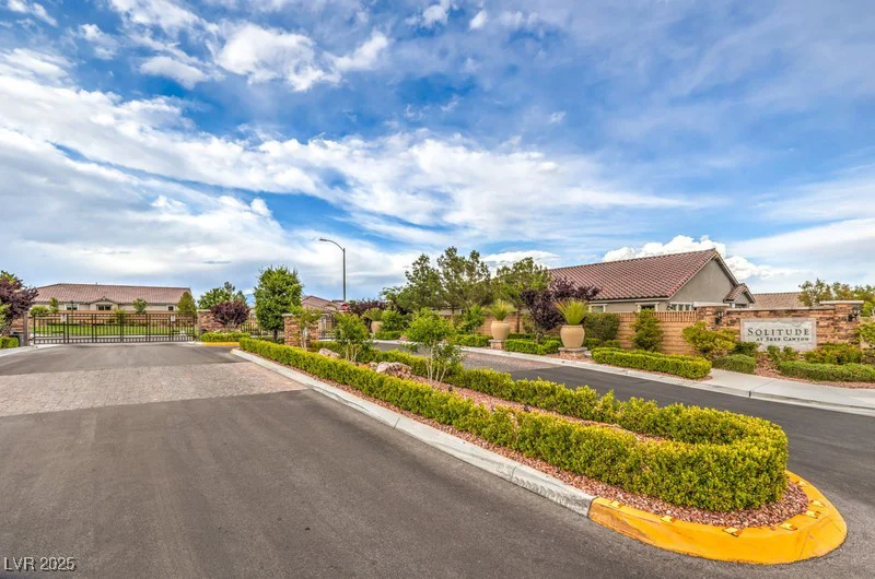 8257 Skye Peak, Las Vegas, NV 89166