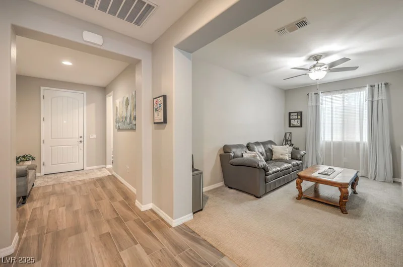 8257 Skye Peak, Las Vegas, NV 89166
