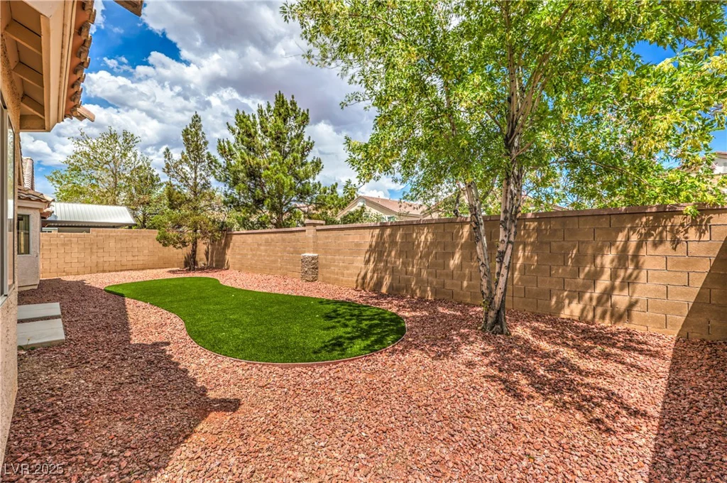 8664 Frasure Falls, Las Vegas, NV 89178